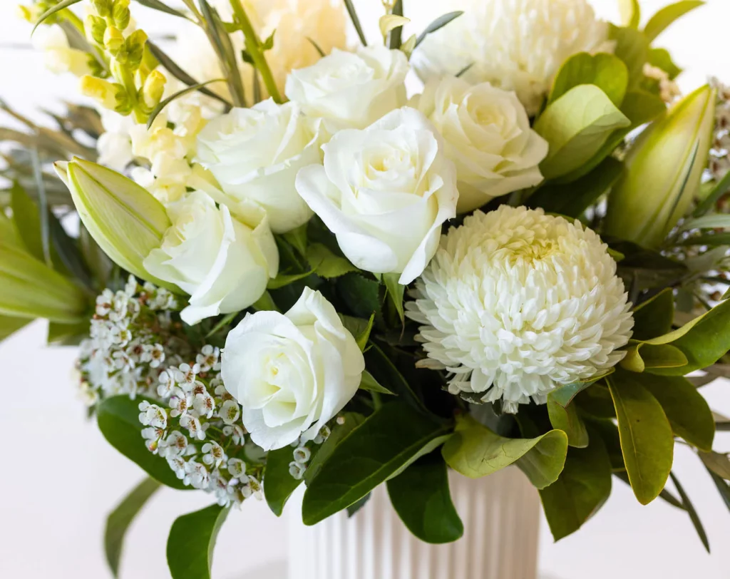 Sympathy Flowers Sydney: Express Your Condolences with Care